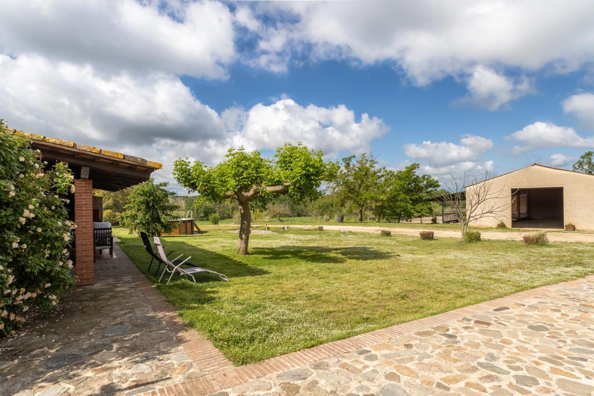 La Pahissa De Can Abras Casa Rural Girona Exterior photo